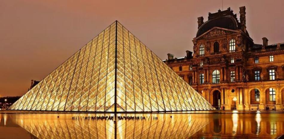 El Louvre, museo más visitado del mundo.