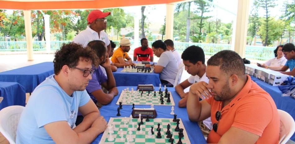 En un tranquilo ambiente se realizó este fin de semana el torneo de ajedrez de los Juegos Santo Domingo Este.