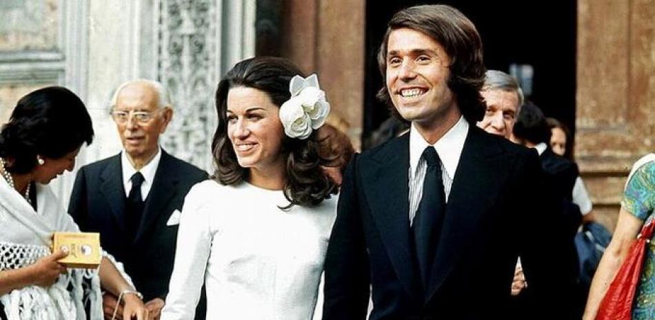 Raphael recuerda el día de su boda el 14 de julio de 1972 en Venecia.