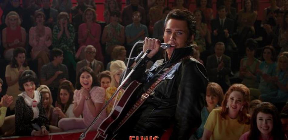 El actor Austin Butler interpreta a Elvys Presley, uno de los iconos culturales más populares del siglo XX y apodado como el rey del rock and roll.
