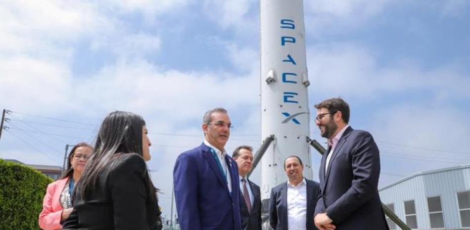 El presidente Luis Abinader durante su visita a SpaceX el pasado mes de junio, foto de archivo LD