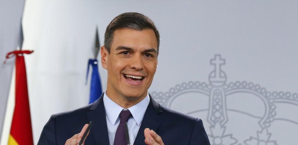 Usualmente, el jefe de gobierno español siempre utiliza una corbata en sus actos públicos. AP