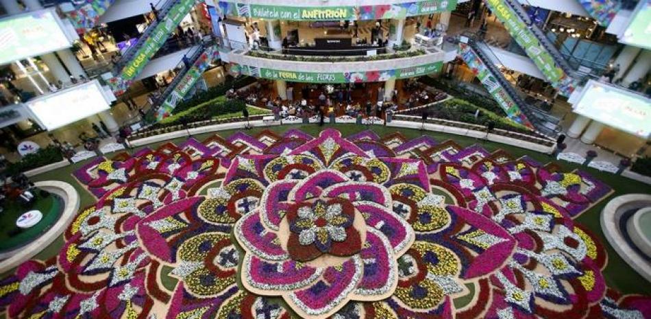 Un majestuoso tapete floral de 1.000 metros cuadrados. EFE/ Luis Eduardo Noriega
