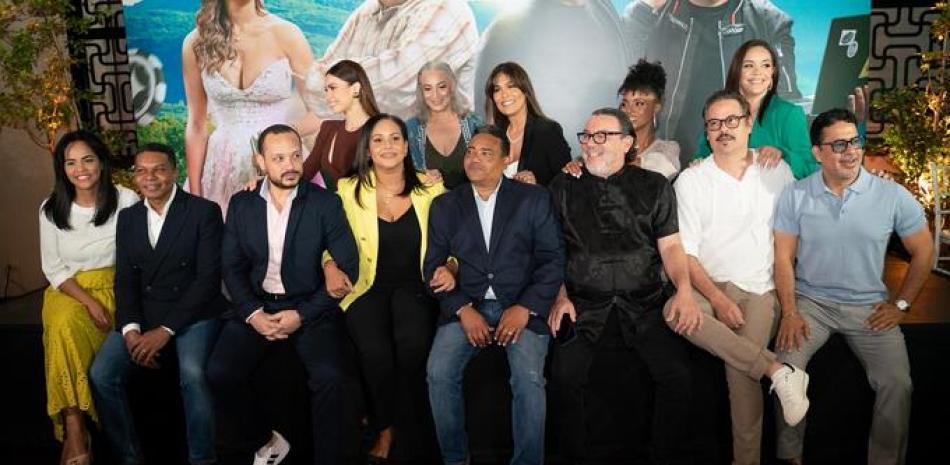 Elenco de la película dominicana "La trampa", que se estrenará el 11 de agosto.