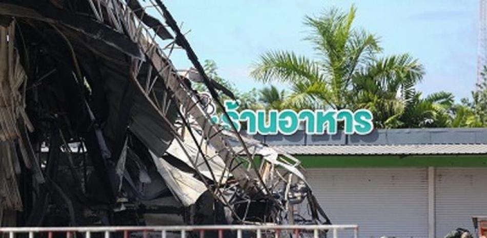 Varios incendios provocados y explosiones sacudieron varios lugares en las tres provincias más al sur de Tailandia en la noche del 16 de agosto. Foto de AFP