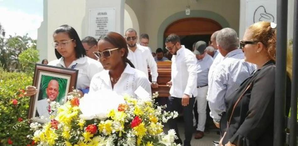 Honras fúnebres del hijo de diputado Darío Zapata en la fronteriza provincia de Dajabón.