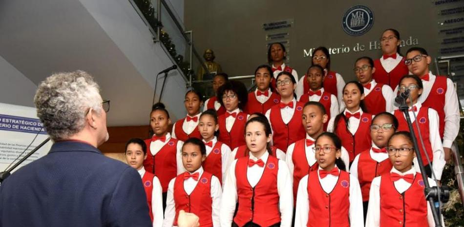El Coro Nacional de Niños es el de más reciente formación.