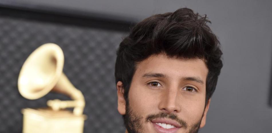 Sebastián Yatra cuando llegaba a la 62a entrega anual de los Premios Grammy en el Staples Center el 26 de enero de 2020, en Los Angeles. (Foto Jordan Strauss/Invision/AP, archivo).