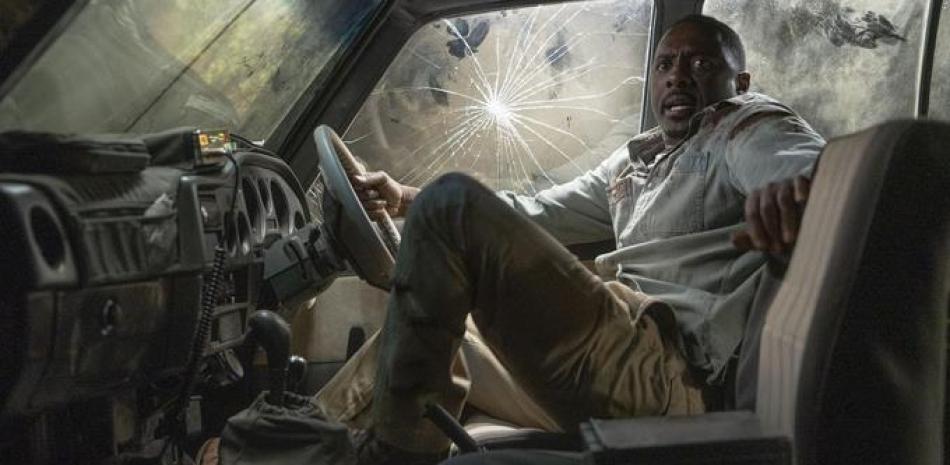 Idris Elba actuando en una escena de la película 'Beast'. (Lauren Mulligan/Universal Pictures via AP).