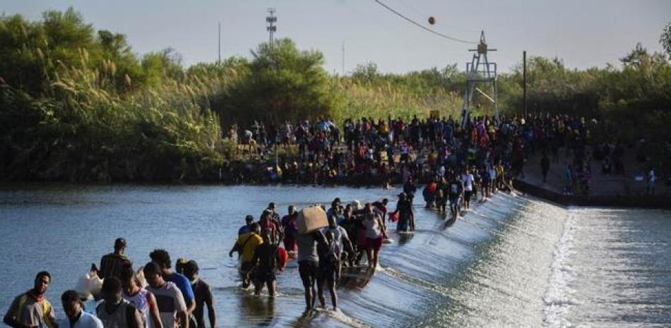 Los ahogamientos tuvieron lugar después de que un gran grupo de personas intentara cruzar el Río Bravo, que usan miles de migrantes cada año para llegar a Estados Unidos y que es conocido por sus peligrosas corrientes/ foto de archivo