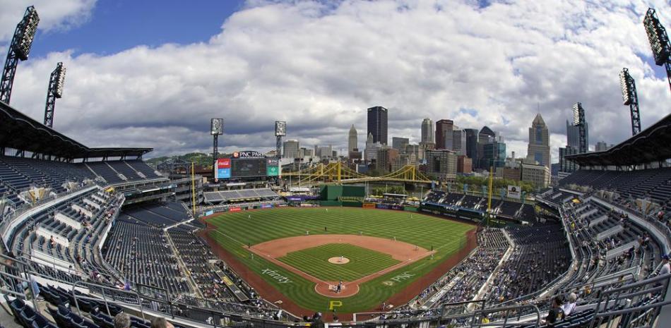 Los Piratas de Pittsburgh juegan contra los Mets de Nueva York, en el primer juego de una doble cartelera.