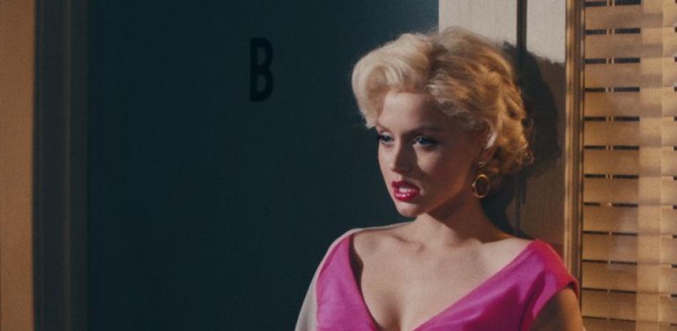 "Blonde", una película biográfica, dirigida por Andrew Dominik, en la que la cubana Ana de Armas retrata a Marilyn Monroe. (Foto: Netflix).