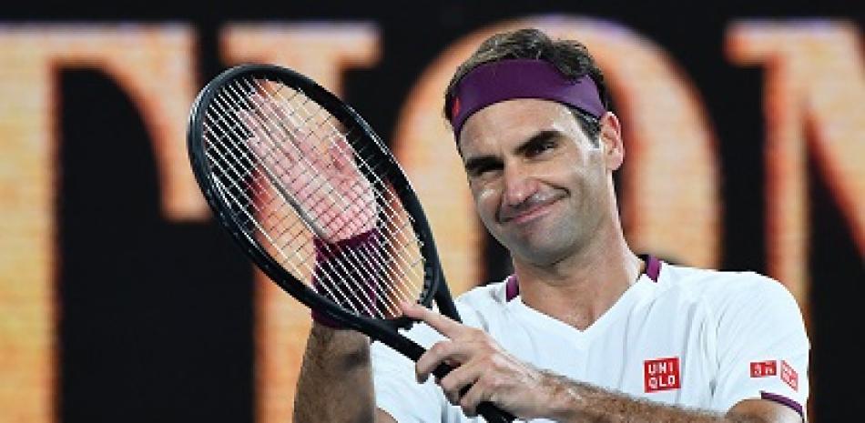 El tenista suizo Roger Federer celebra la victoria contra Marton Fucsovics de Hungría durante el séptimo día del torneo de tenis del Abierto de Australia en Melbourne. Foto: AFP Forum.