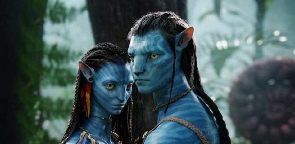 "Avatar", dirigida por James Cameron y protagonizada por Sam Worthington, Zoe Saldaña y otros actores.