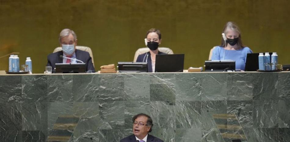 El presidente de Colombia, Gustavo Petro, habla ante la Asamblea General de la ONU antier. ap