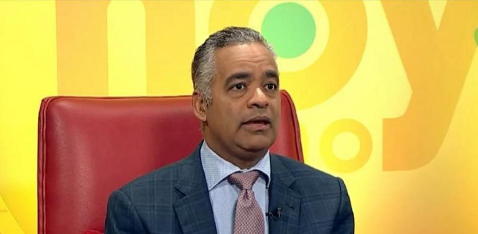 Ministro de la Presidencia, Joel Santos, durante la entrevista en el programa "Hoy Mismo".