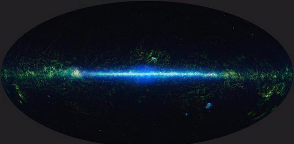 Este mosaico se compone de imágenes que cubren todo el cielo, tomadas por el Wide-field Infrared Survey Explorer (WISE) como parte de la publicación de datos de todo el cielo 2012 de WISE. - NASA/JPL-CALTECH/UCLA