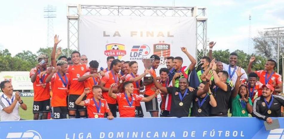 Cibao FC levanta la Copa de Expansión Sub-23.