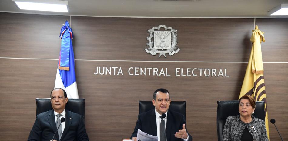 El pleno de la Junta Central Electoral (JCE). 

Foto: Raul Asencio| Listín Diario