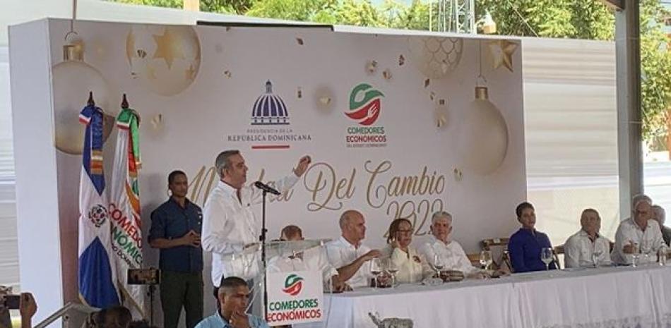 Presidente Luis Abinader en el evento de aniversario de la Fundación Bermúdez en Santiago. Foto. Listín Diario