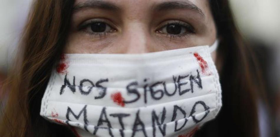 En México, 3.750 mujeres fueron asesinadas en 2021, de las que 1.004 fueron clasificadas como feminicidios. AP