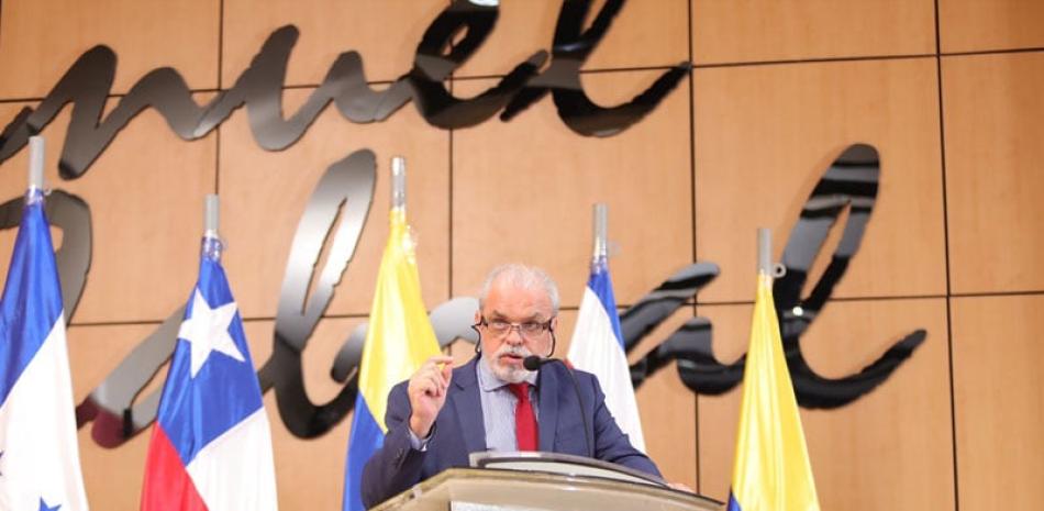 José Vila del Castillo, Comisionado para la Reforma de la Policía, hizo la denuncia en el seminario sobre seguridad ciudadana en la UASD, el jueves.