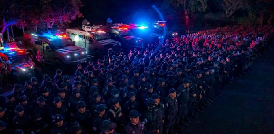 Despliegue de militares y policías en Soyapango, El Salvador