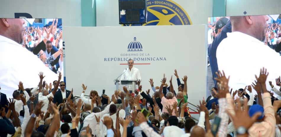 El presidente Luis Abinader encabezó el acto en Club Mauricio Báez. José A. Maldonado