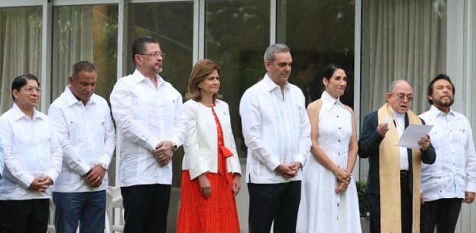 El presidente Luis Abinader junto a sus homólogos centroamericanos en la Casa Presidencial en Santiago. Foto: Listín Diario.