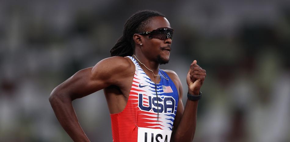 Randolph Ross formó parte del equipo estadounidense de relevos 4x400 m que ganó la medalla de oro en las Olimpiadas de Tokio.