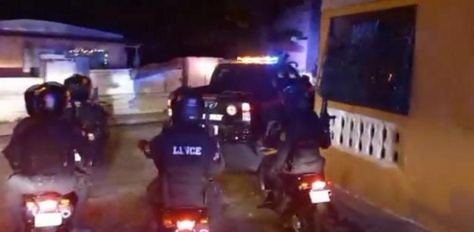 Patrullaje Policial en Los Alcarrizos.