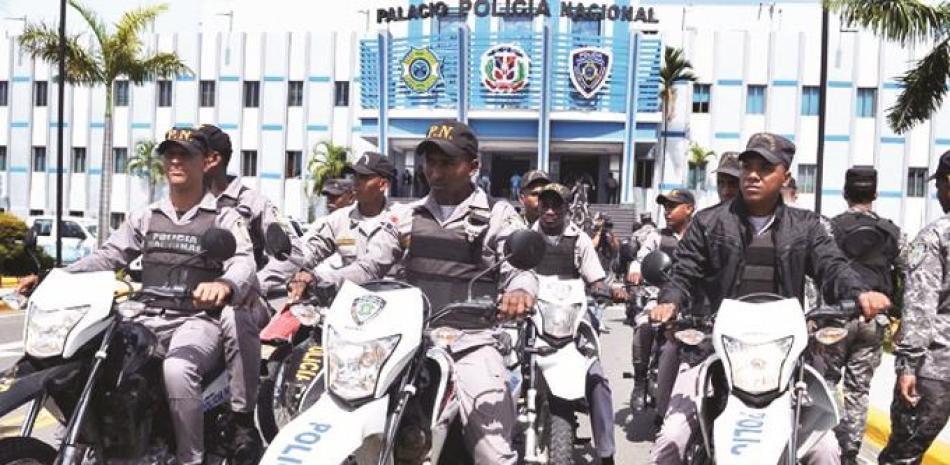 La Policia Nacional desplegará sus agentes para garantizar seguridad en las fiestas de fin de año. Foto de archivo/LD.
