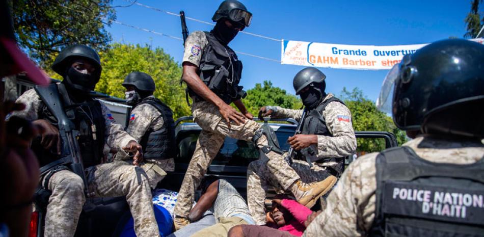 En Haití operan, según informes de organizaciones de derechos humanos, más de 200 pandillas armadas que, en su mayoría, tienen acción en la capital, Puerto Príncipe./