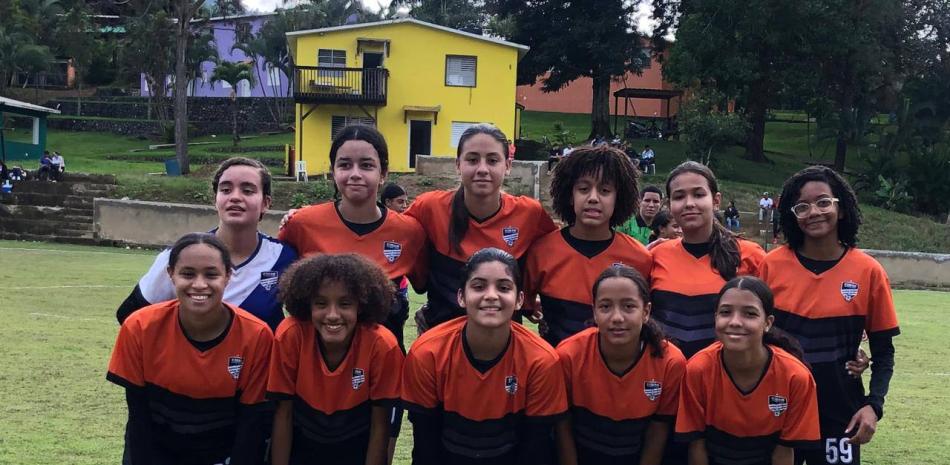 El equipo femenino Sub-16 del Cibao FC es uno de los líderes del torneo nacional.