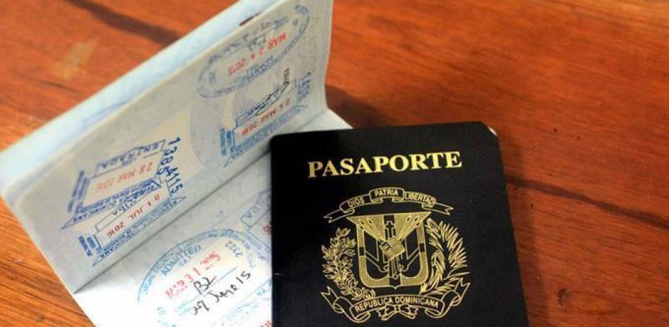 Pasaporte dominicano. Foto de archivo / LD