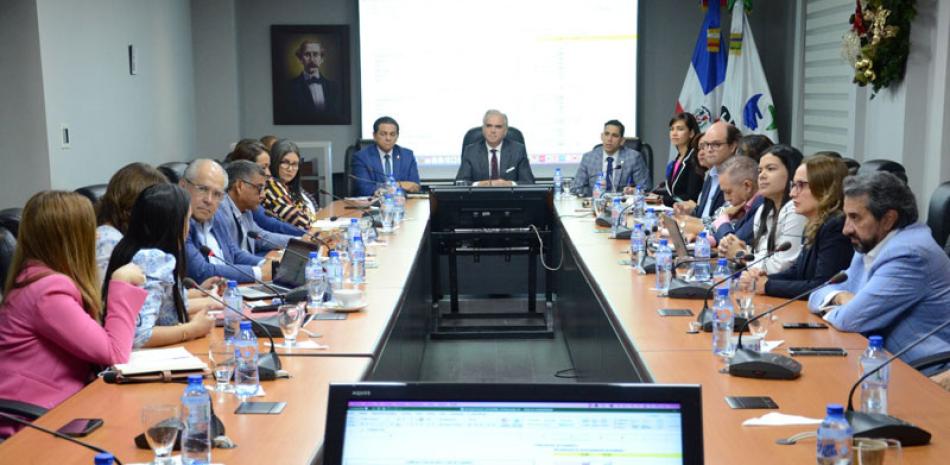 El Colegio Médico Dominicano entregó una contrapropuesta, durante la reunión coordinada por el Consejo Nacional de la Seguridad Social.