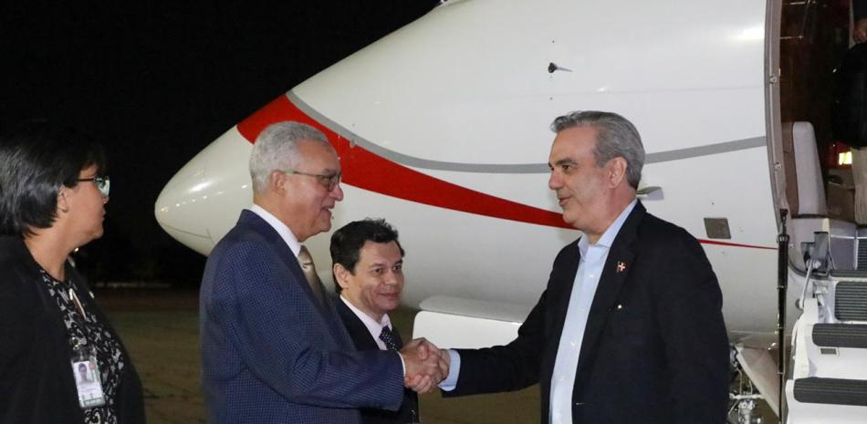 Presidente Luis Abinader es recibido por su homólogo Alberto Fernández.