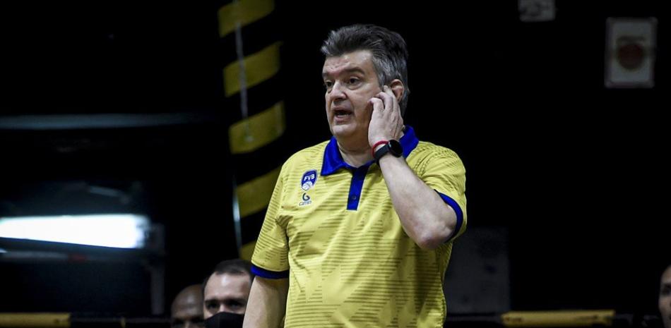El entrenador argentino Fernando Duró, dirigente de la selección de baloncesto de Venezuela.