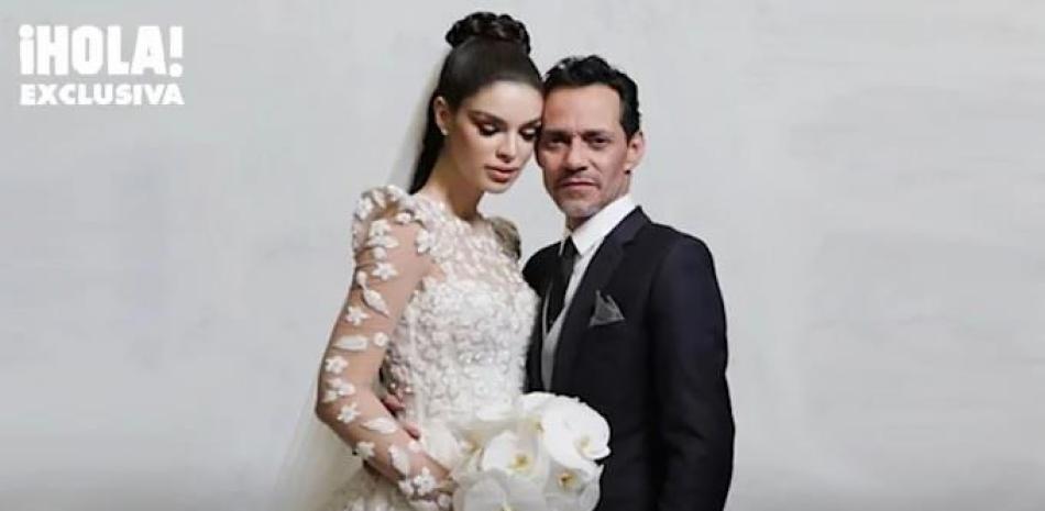 Marc Anthony y Nadia Ferreira en su boda el pasado 28 de enero. Foto: Hola! USA