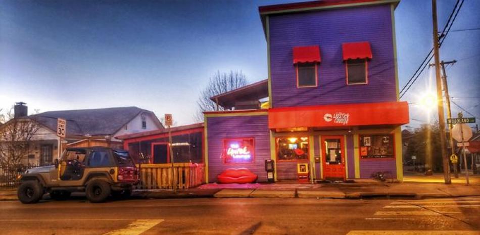 Esta fotografía proporcionada por Leah Epling en enero de 2023 muestra The Lipstick Lounge, un bar para personas homosexuales, en Nashville, Tennessee.
Foto: Leah Epling vía AP
