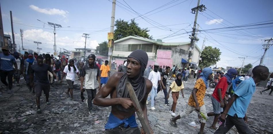 Pandilleros en Haití. Foto: AP
