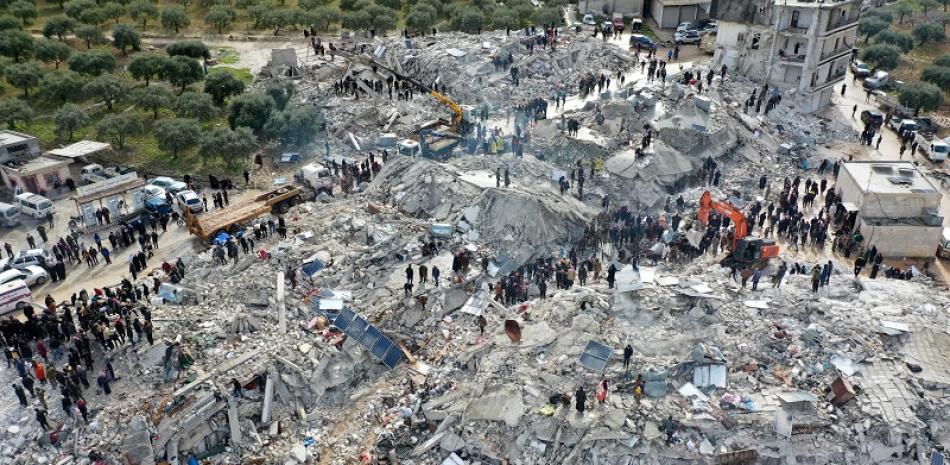 Terremotos en Turquía y Siria dejan más de 8,000 personas fallecidas. Foto: AFP