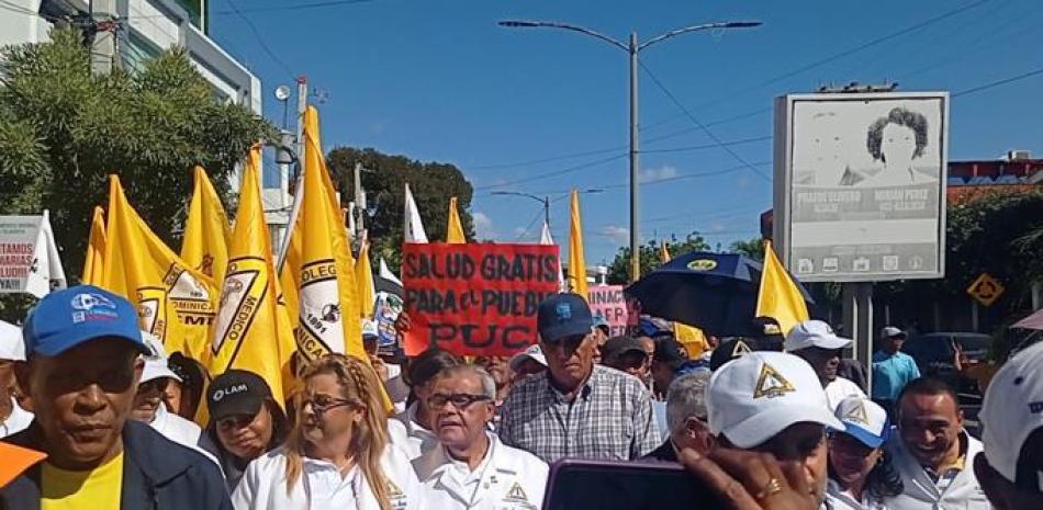 Rufino Senén Caba durante marcha en Barahona / fuente externa