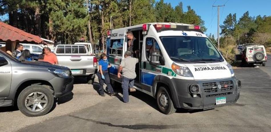 Trasladan refuerzos médicos por el accidente de autobús en la provincia de Chiriquí. Foto: Europa Press