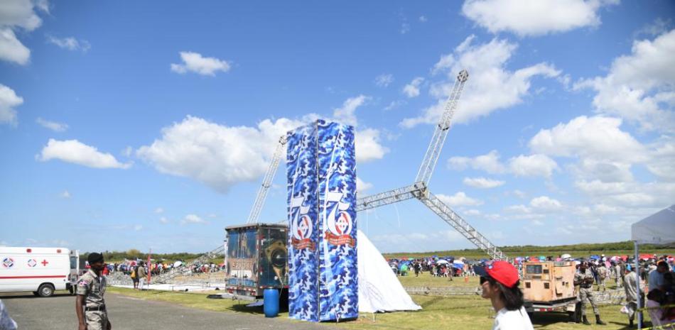 Carpa derrumbada en show aéreo de las Fuerzas Armadas de la República Dominicana (FARD), en la Base Aérea de San Isidro/ Fotos: Raul asencio LD