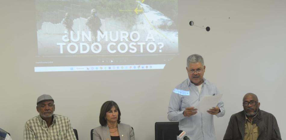 Rueda de prensa de la Comisión ambiental de  la UASD / Leonel Matos