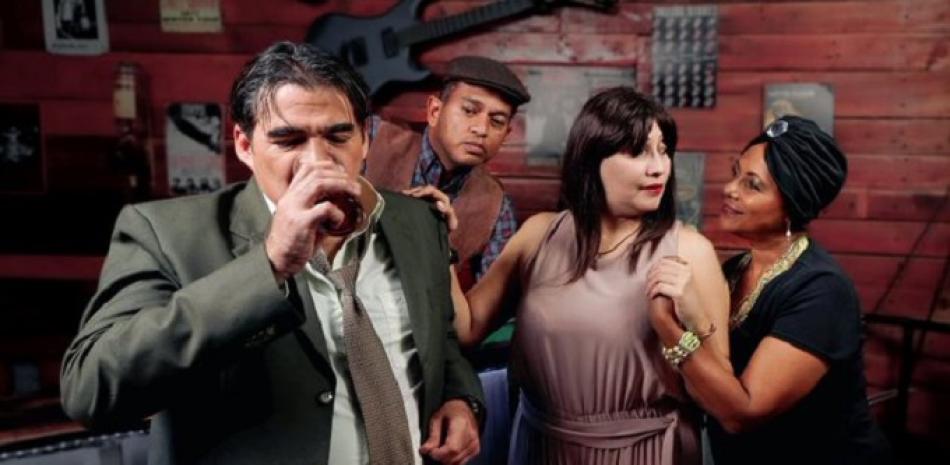 Lidia Ariza y Aleja Johnson, en los personajes de Andrea y Chris, apoyadas por Exmin Carvajal y Luciano García, bajo la dirección y texto de Germana Quintana.