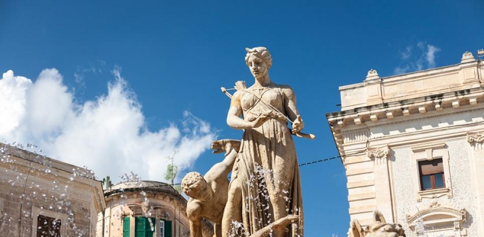 Estatua de Diana o Artemisa, diosa de la caza. ISTOCK