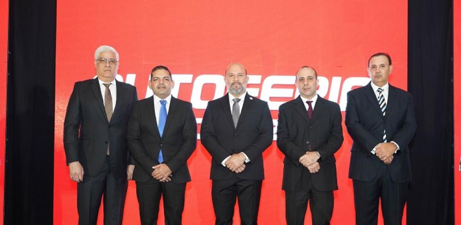 Silvestre Aybar, Peter Cabrera, Héctor Rodríguez Ureña, Gustavo Domingo y Darío Muñoz.