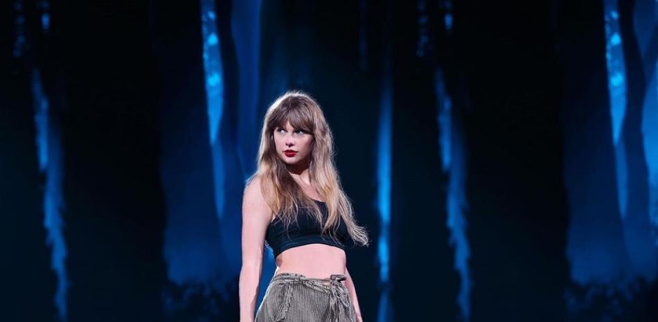 Taylor Swift en ensayos para su gira internacional "The Eras Tour". Foto: Instagram / Taylor Swift